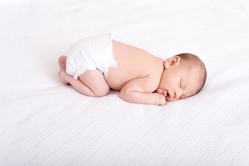 Бебе се роди от 24-годишен ембрион, фондът за ин витро и други
