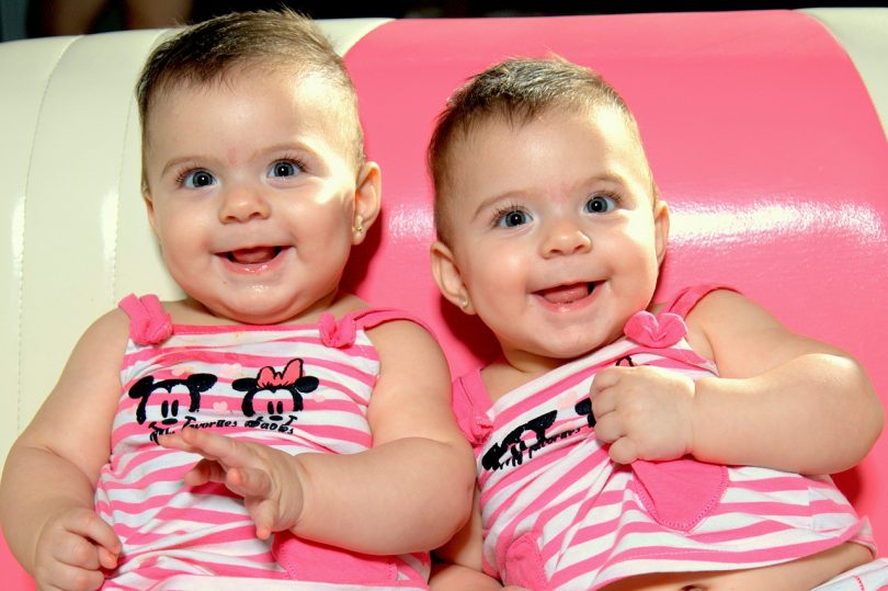 Казахстанка роди близнаци с разлика от 2 месеца и 16 дни